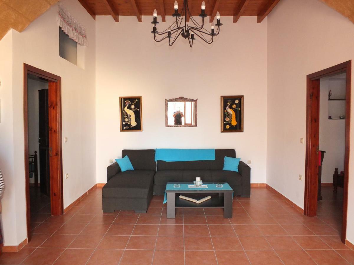Casa Theoni Villa Kattavia Exterior photo